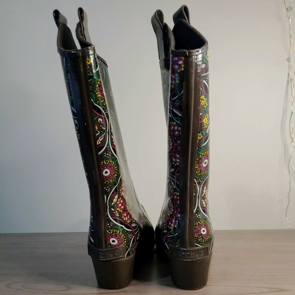 Corky's Boots Women sz7 Nomad Yippy Cowboy Rubber Rain Boots Paisley - Picture 5 of 7